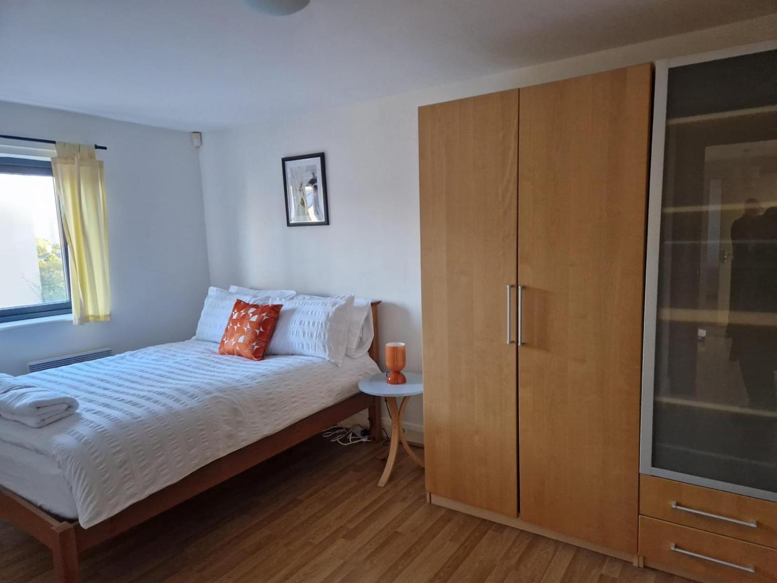 Parkcentral Birmingham City Centre - Near Chinatown - Private Gated Free Parking Exterior photo