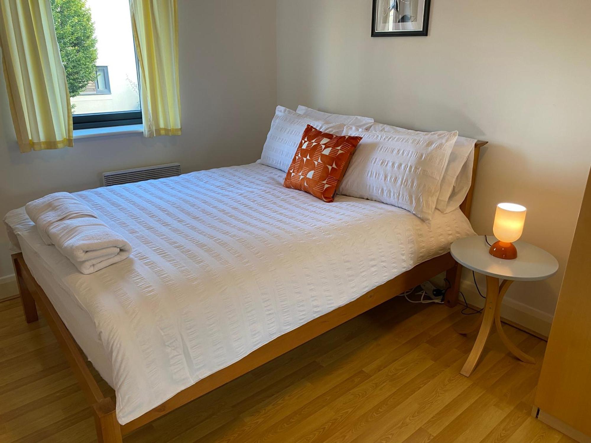 Parkcentral Birmingham City Centre - Near Chinatown - Private Gated Free Parking Exterior photo